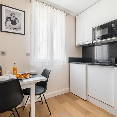 Refait A Neuf Metro Pereire 17 - 2p Apartamento